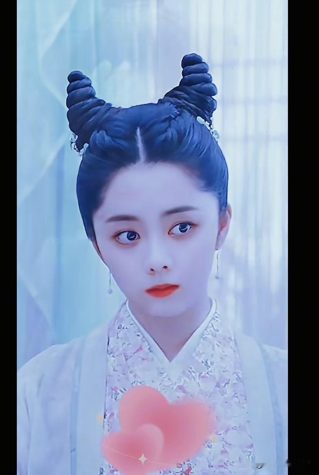 哇塞🤩松韵妆容好精致！圆圆小脸蛋，看着让人移不开眼，太美啦赵晴造型 明星 🌹