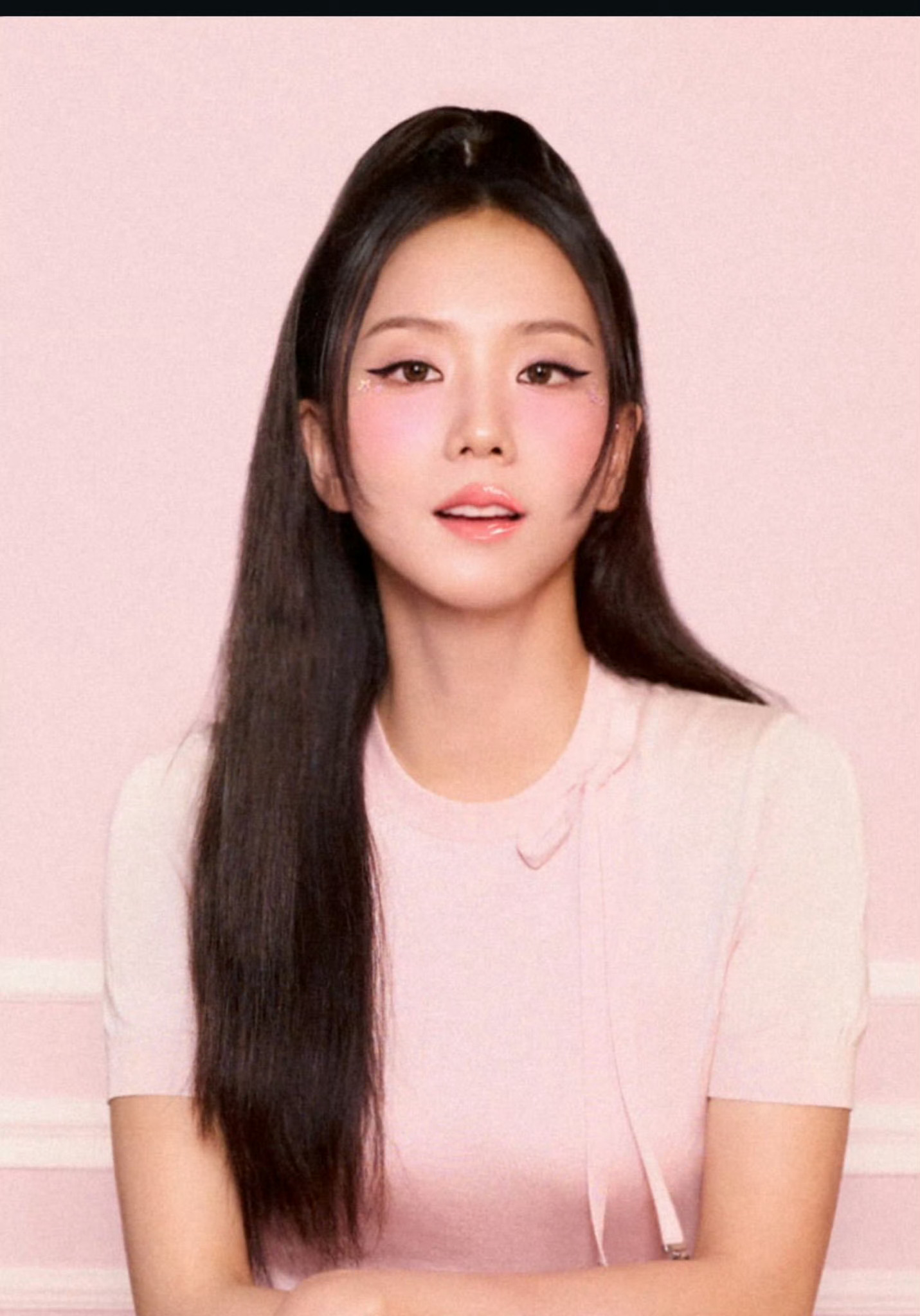 Jisoo × Dior Beauty💗Wow好不一样的妆造，好漂亮!!!!!