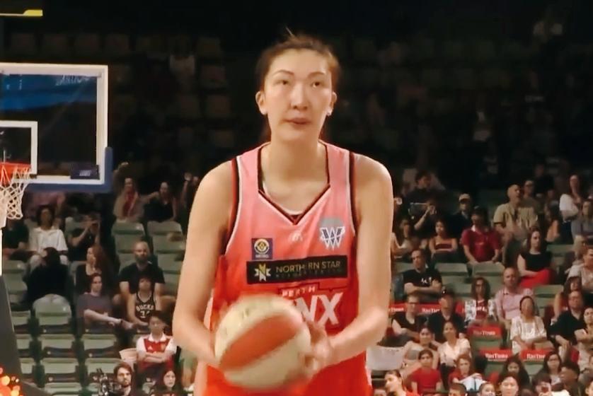 韩旭怎么变得这么厉害！登场25分38秒砍下19分，帮助珀斯山猫主场大胜南区飞人队