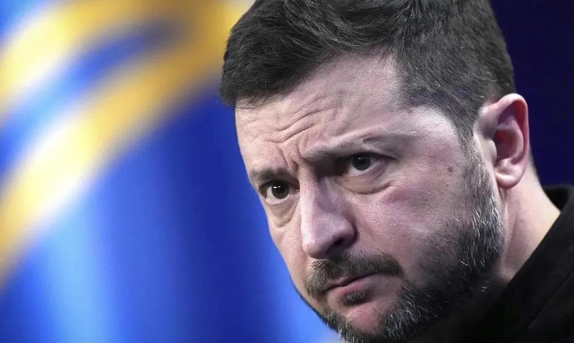 匈牙利总理换人，执政16年的欧尔班收拾行李走人，蒂萨党掌门人毛焦尔.彼得走马上任