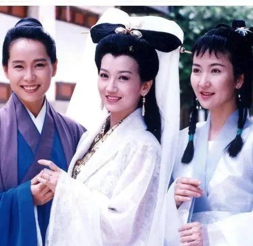 #相册里的珍藏照片#不老女神，七十多岁了还像二十多岁一样。