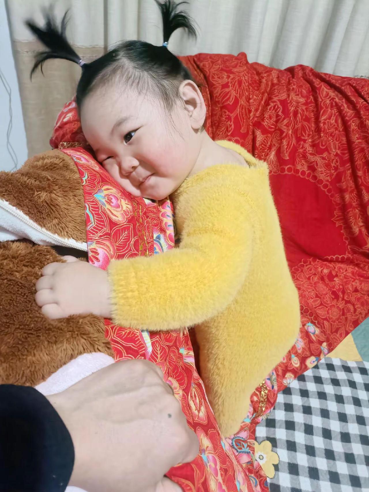 谁家的小美女。假妮^o^