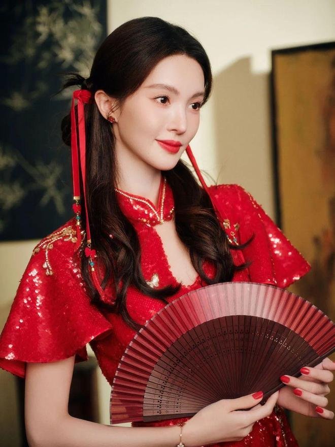 周也金晨福娃造型，你感觉谁更喜庆？ 