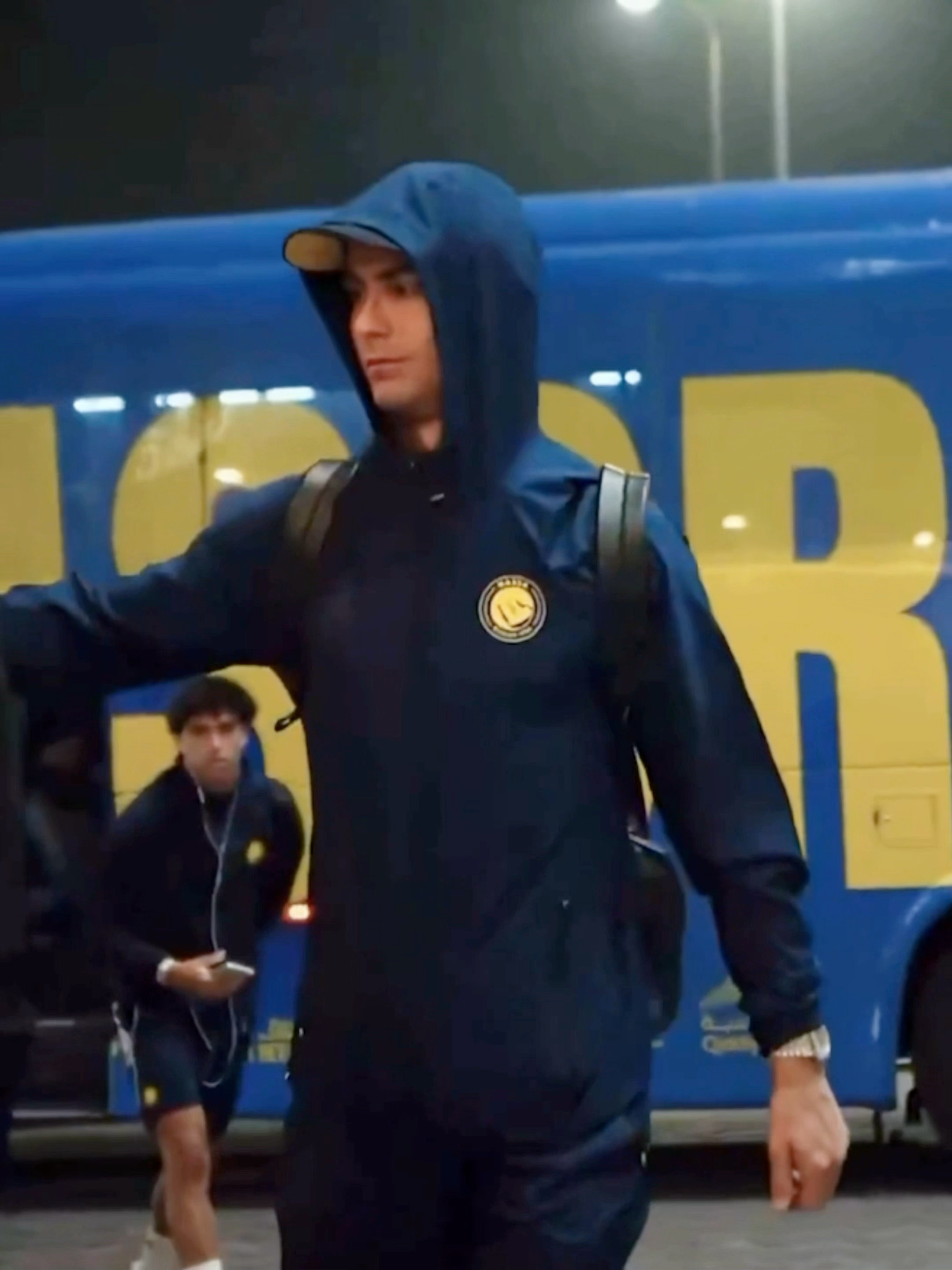 哪来的年轻小伙