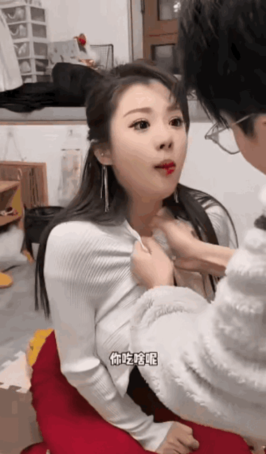 年轻人，这么好的媳妇打着灯笼都难找，身在福中要知福啊！