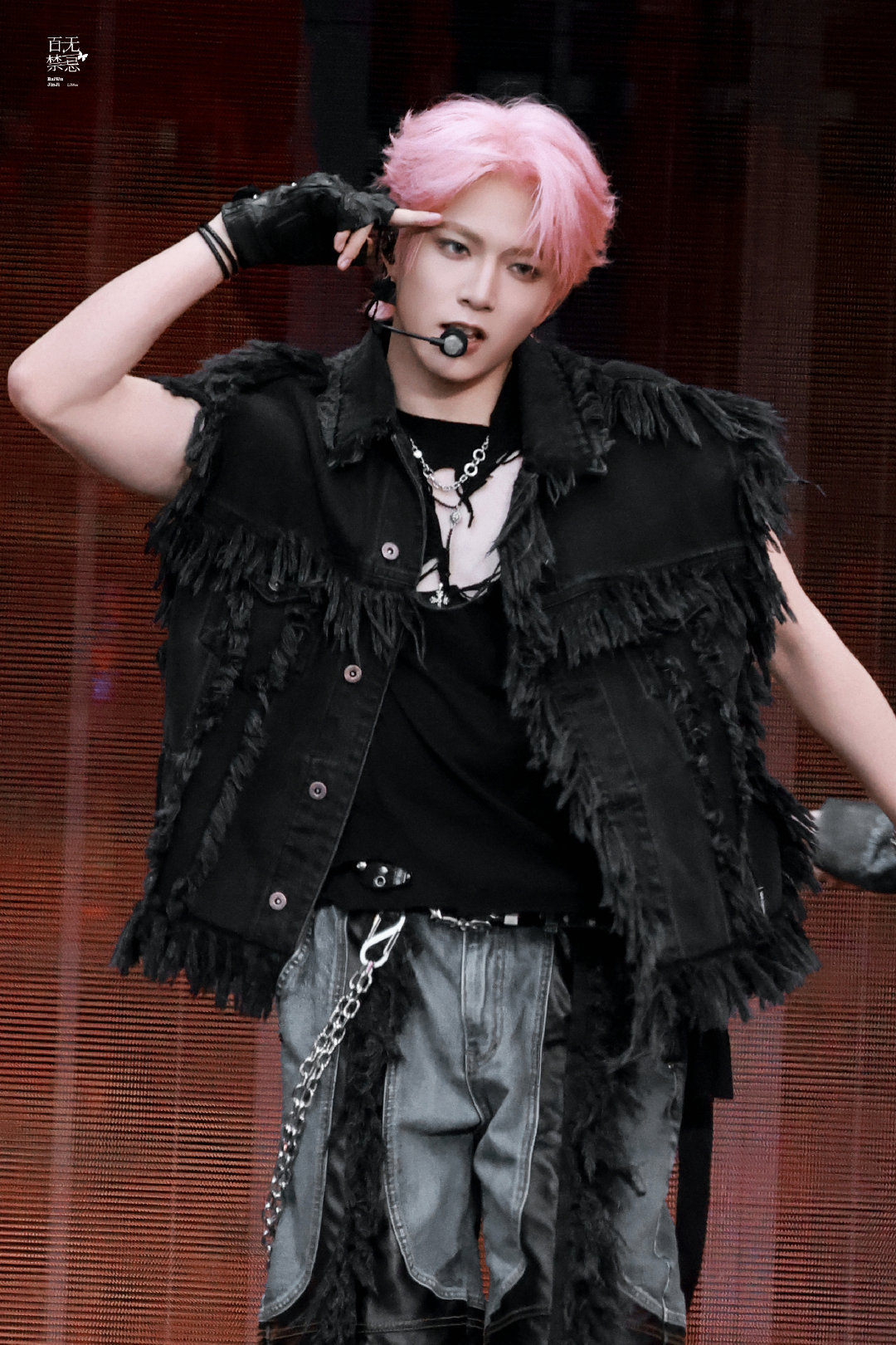 刘耀文 PINK💗🖤刘耀文粉发战神