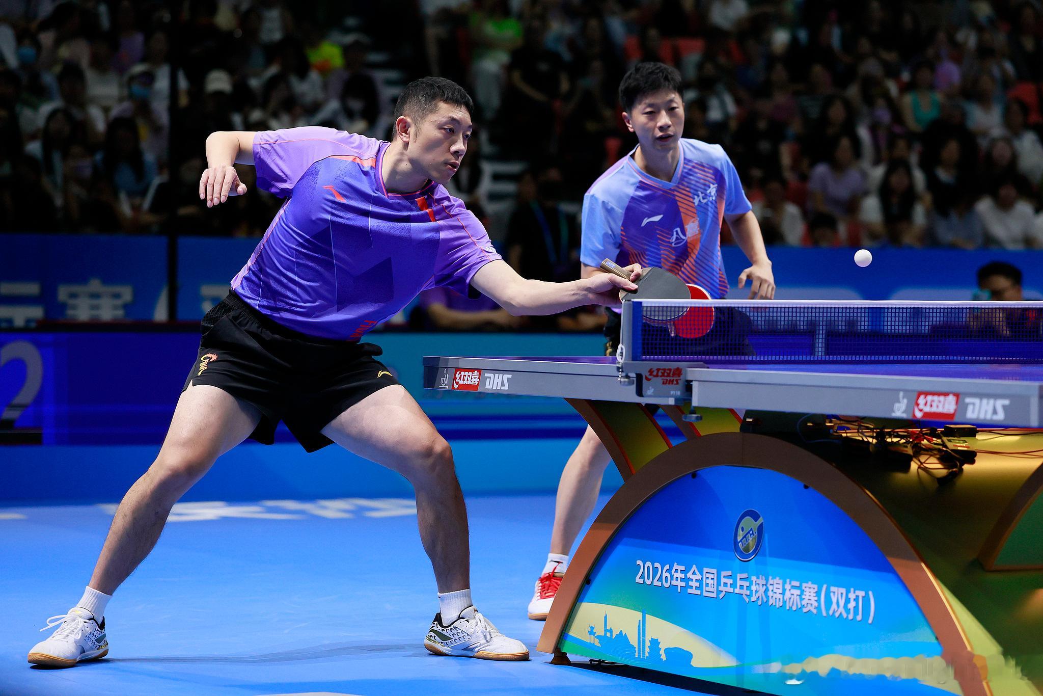 CGTN体育报道：🐲🐍The Kings are back👑🏓😂父亲职