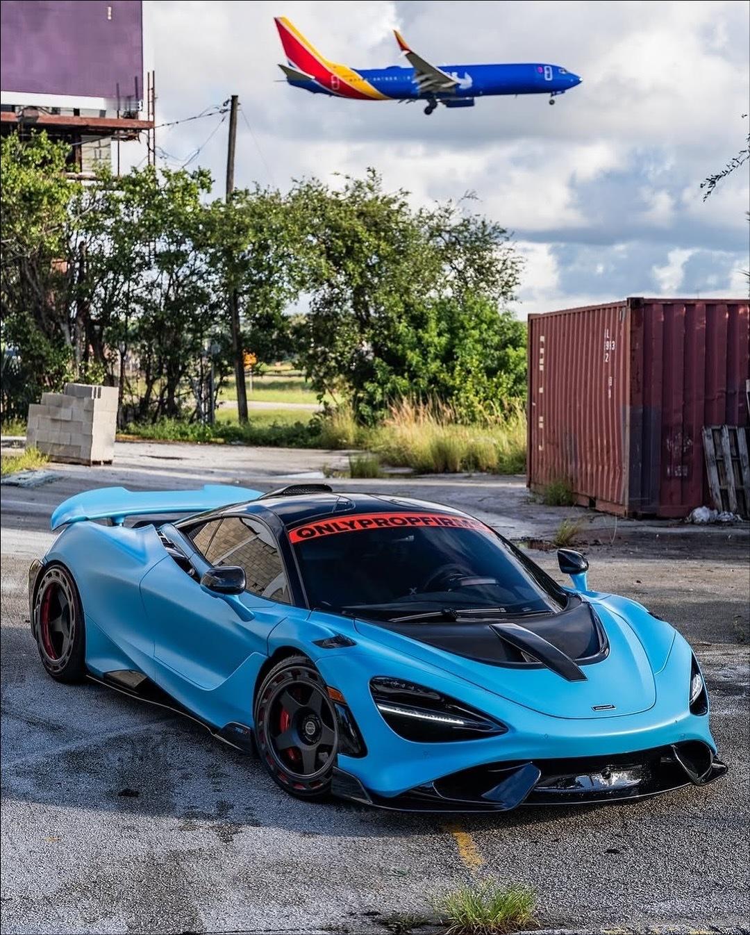 布里克斯顿锻造765LT碳碳🦇💙..