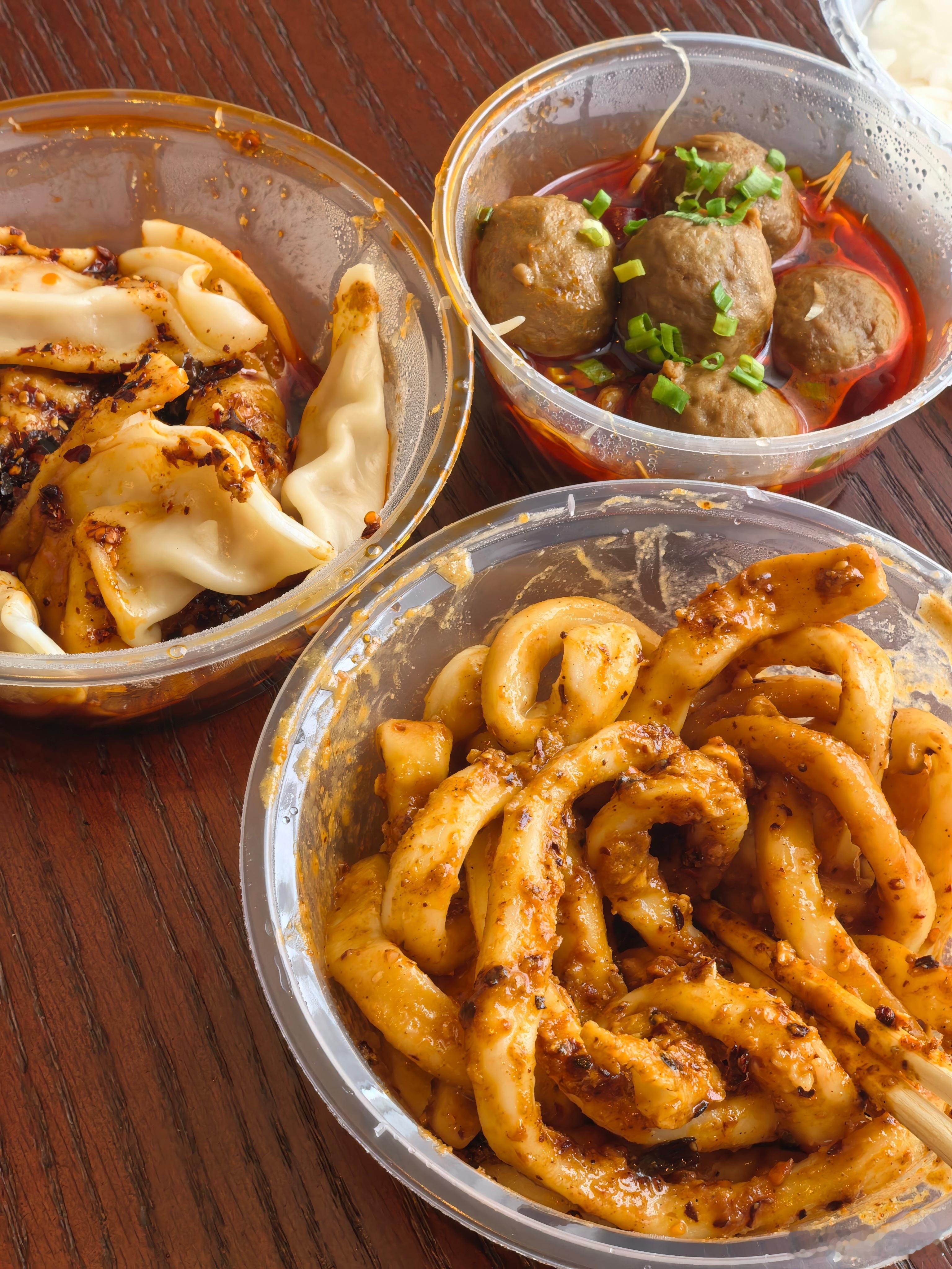 中午好朋友们只要我在成都必吃一碗甜水面