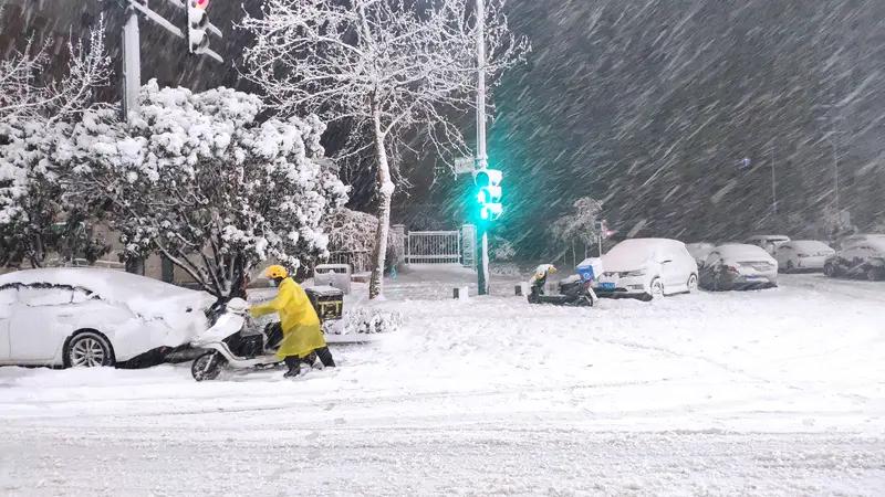暴雪预警升级，河南多地可太不容易了！周口、漯河、鹿邑都发布了暴雪黄色预警。像周口