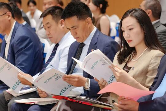 徐汇区打造全球法律服务“1小时响应服务舱”