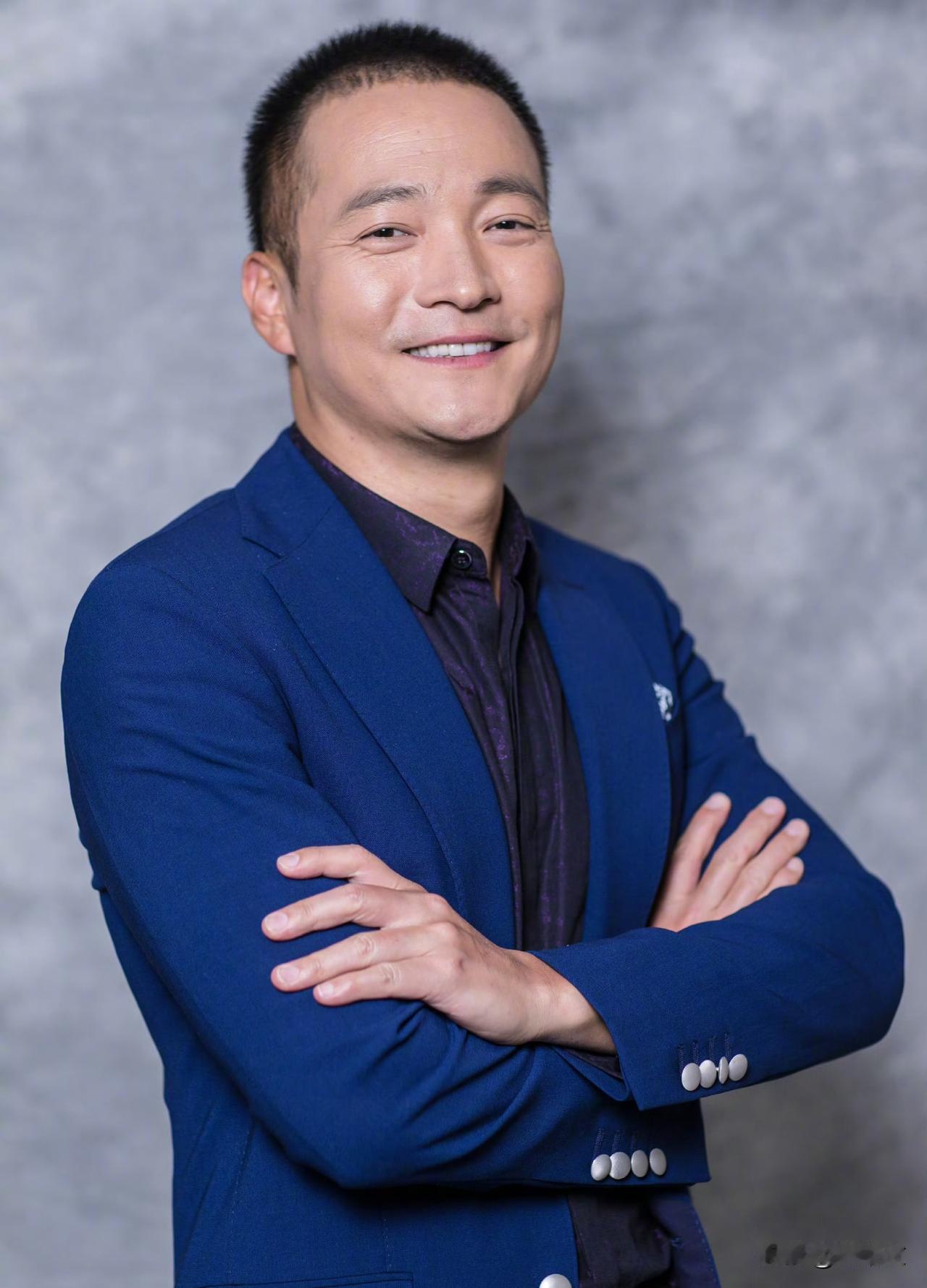 喻恩泰陷出轨罗生门！挽律师回酒店被拍，好友曝其妻先出轨
 
咱说娱乐圈的瓜真是越