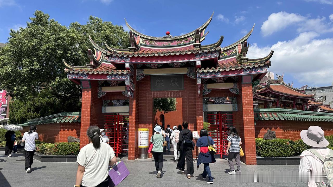回台北第二天，由于昨天从苏州携狗回台湾的过程实在太疲惫了，今天睡到临近中午才起床