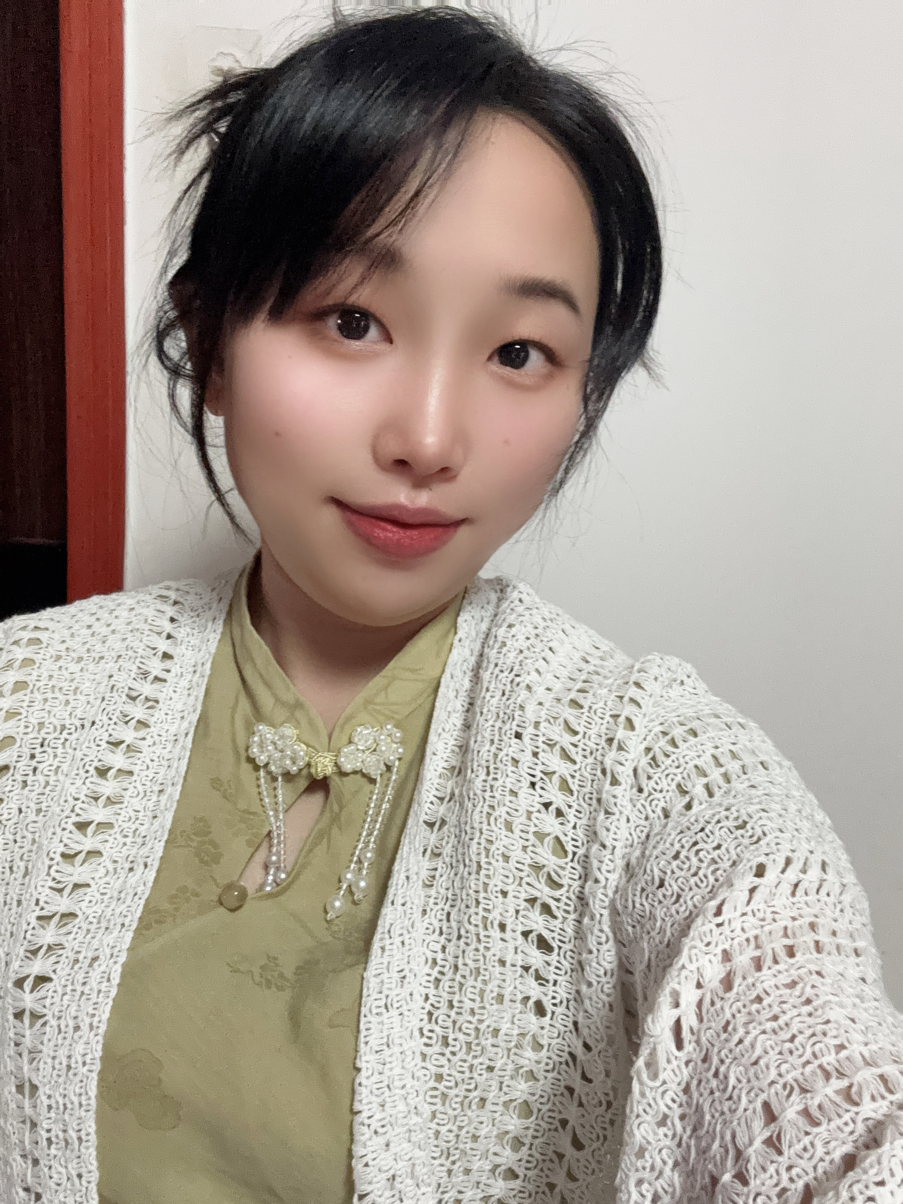 早上好呀各位，今天又是美好的一天，大家都要开心哦