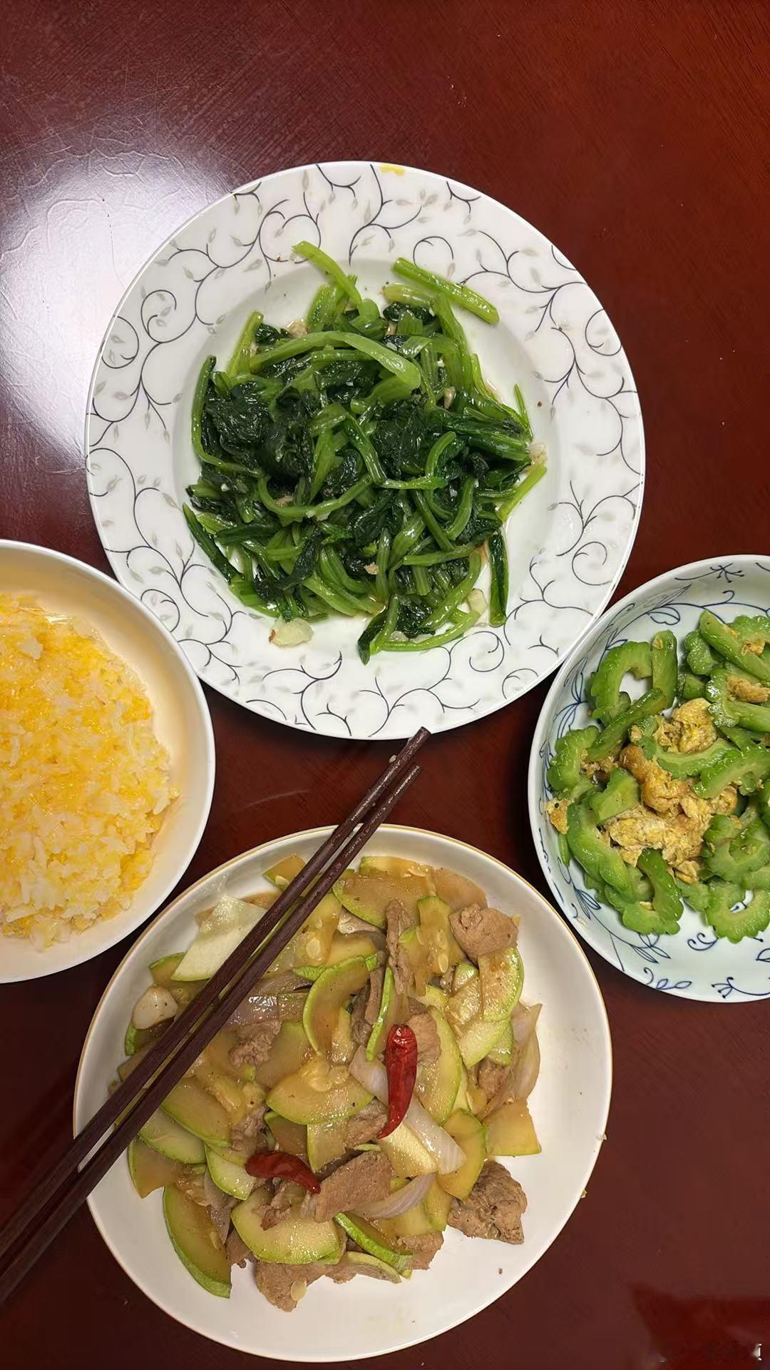 来嘛，我请你吃饭饭后再请你走路路后再请你泡脚泡后再请你学习 