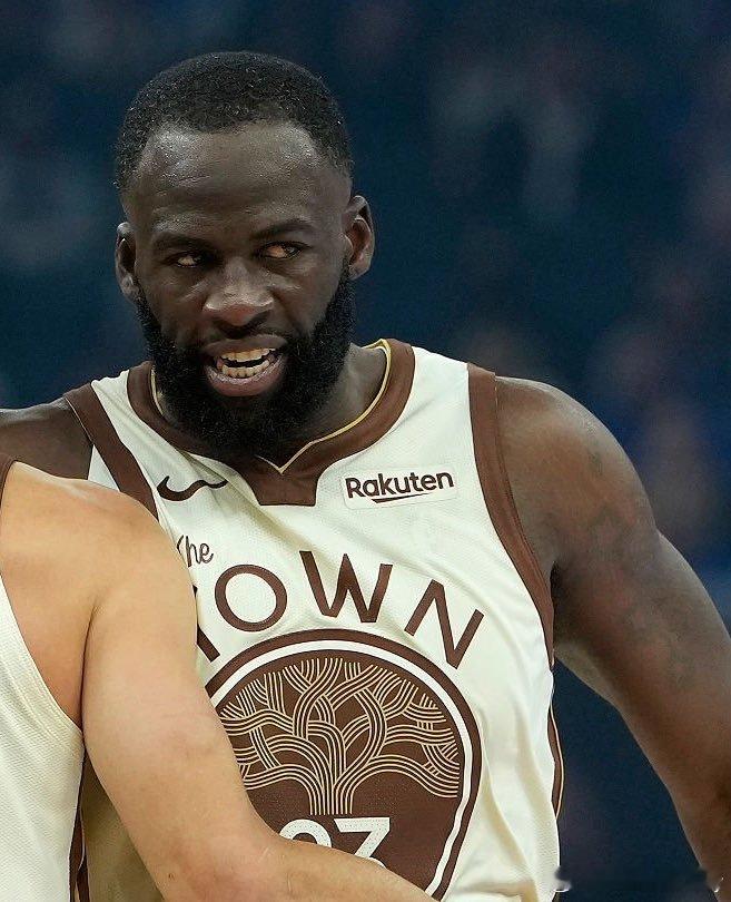 Brett Siegel：追梦格林可能支持勇士推进字母哥交易，并在今夏以自由球员