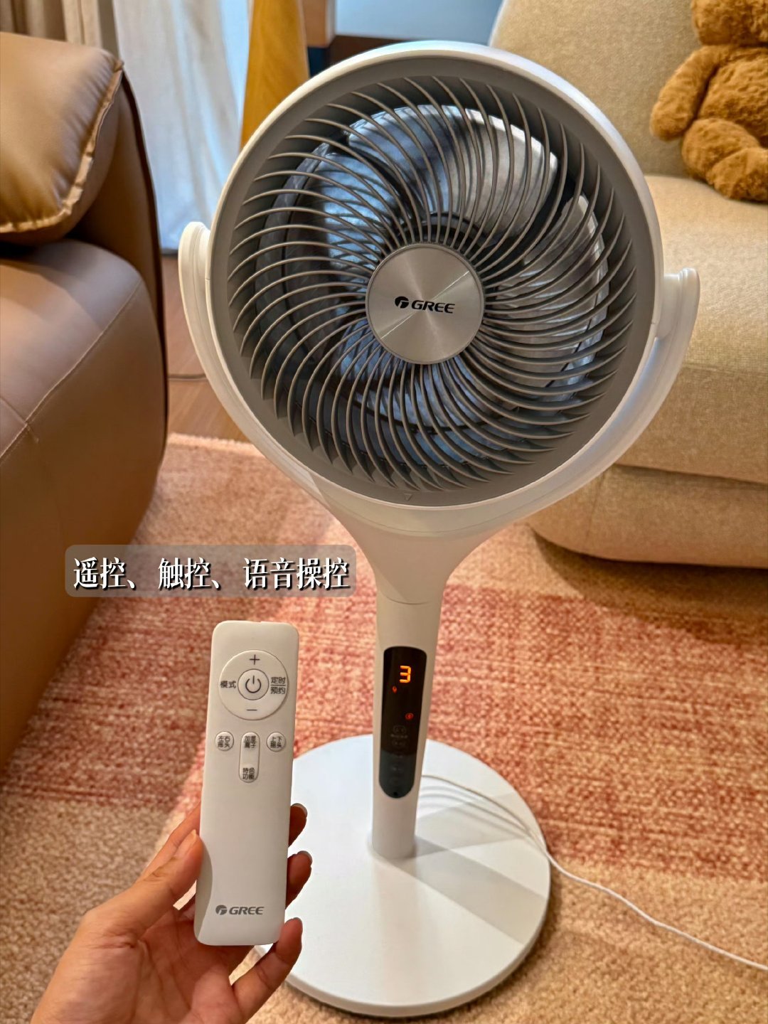 豪哥哥今年夏天爆热的视频  今年夏天高温来袭，看完豪哥哥降温视频狠狠共情！家里格