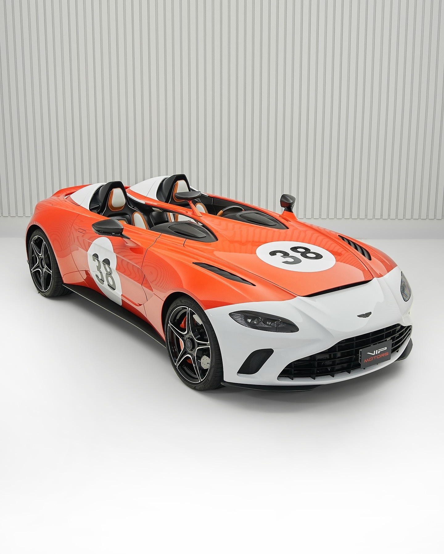 阿斯顿·马丁V12 Speedster（限量版1/88）..v12 speeds