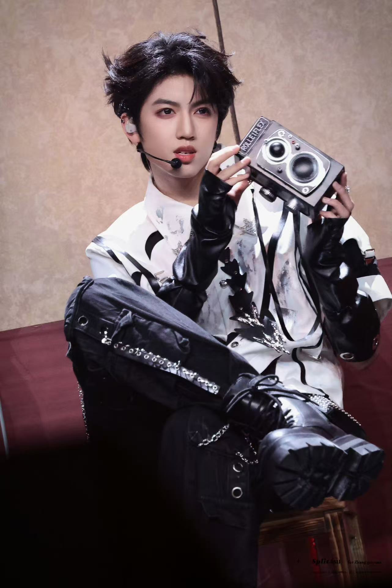 张桂源 帅气迷人 舞台魅力无限大 实力超强 谁能拒绝185➕大帅哥呢