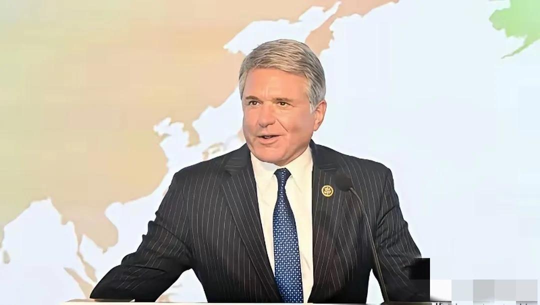 进入八月，美国对伊朗的军事打击和经济封锁再度升级，美国用经济制裁目的是压缩其海上
