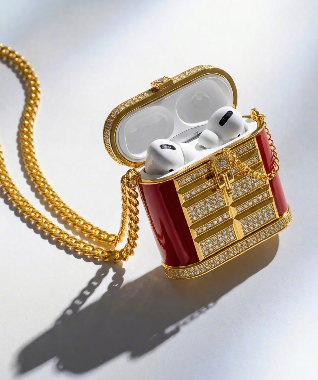 爱马仕总监去了周大福后…… 