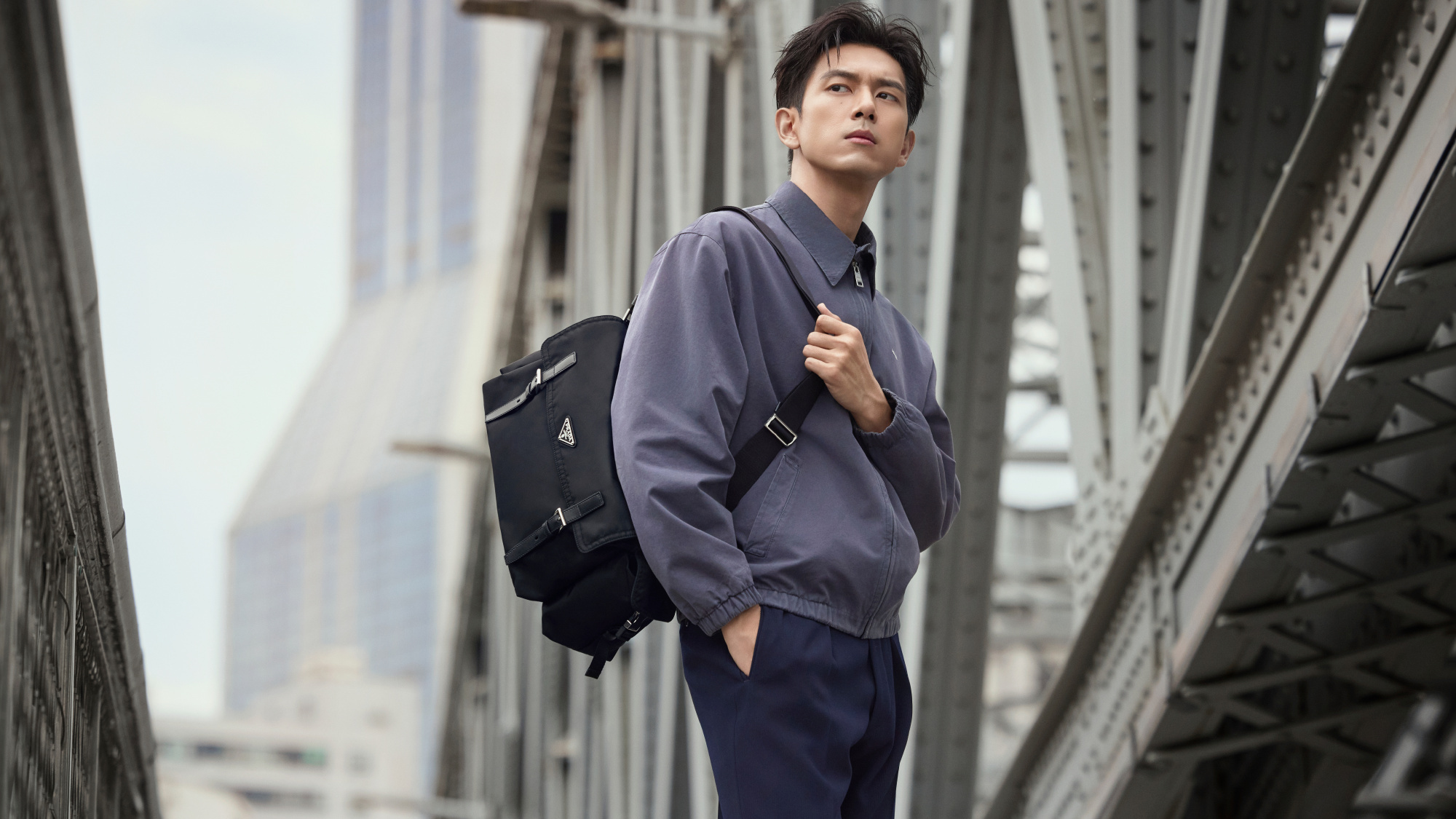 李现 陈昊宇出镜Prada 2025七夕大片！ ​​​