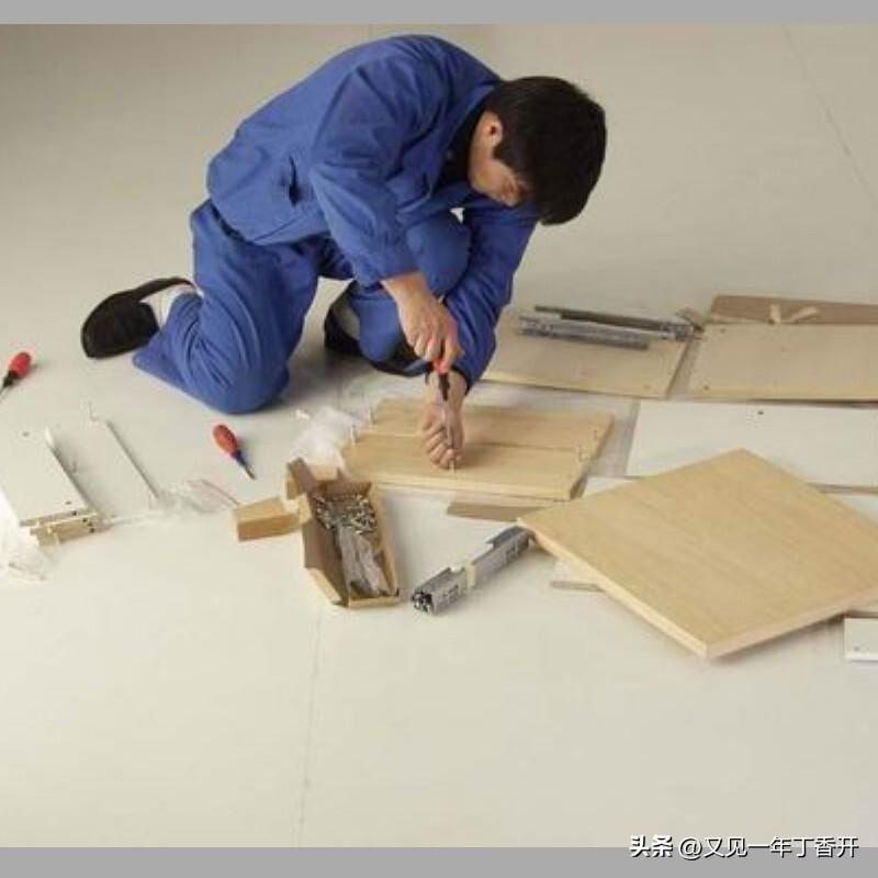 我对买家具自己安装已经上瘾了

天天屋里外头转，看看缺点啥[捂脸]

感觉自己真