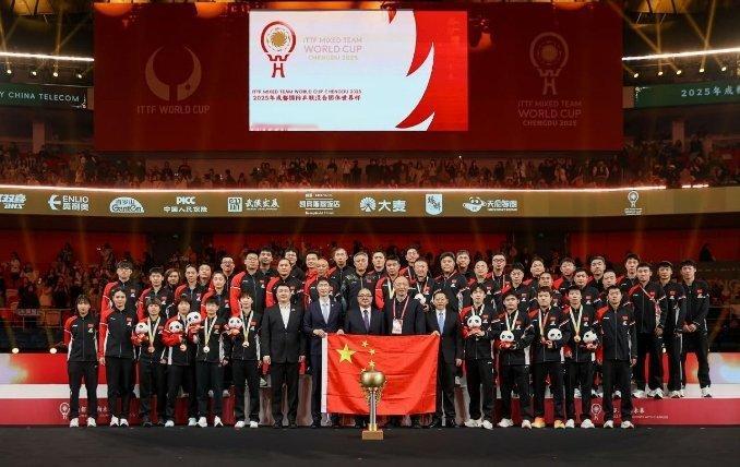 曼昱真的板正🥺 