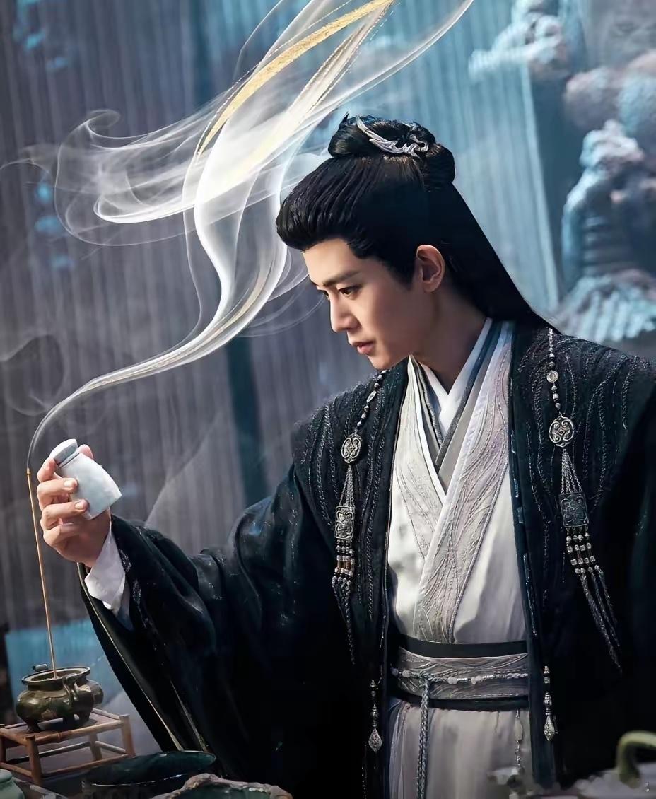 以后任嘉伦大概率接不到古装戏了。不是他的演技变差了更不是他现在的资源下降了，只是