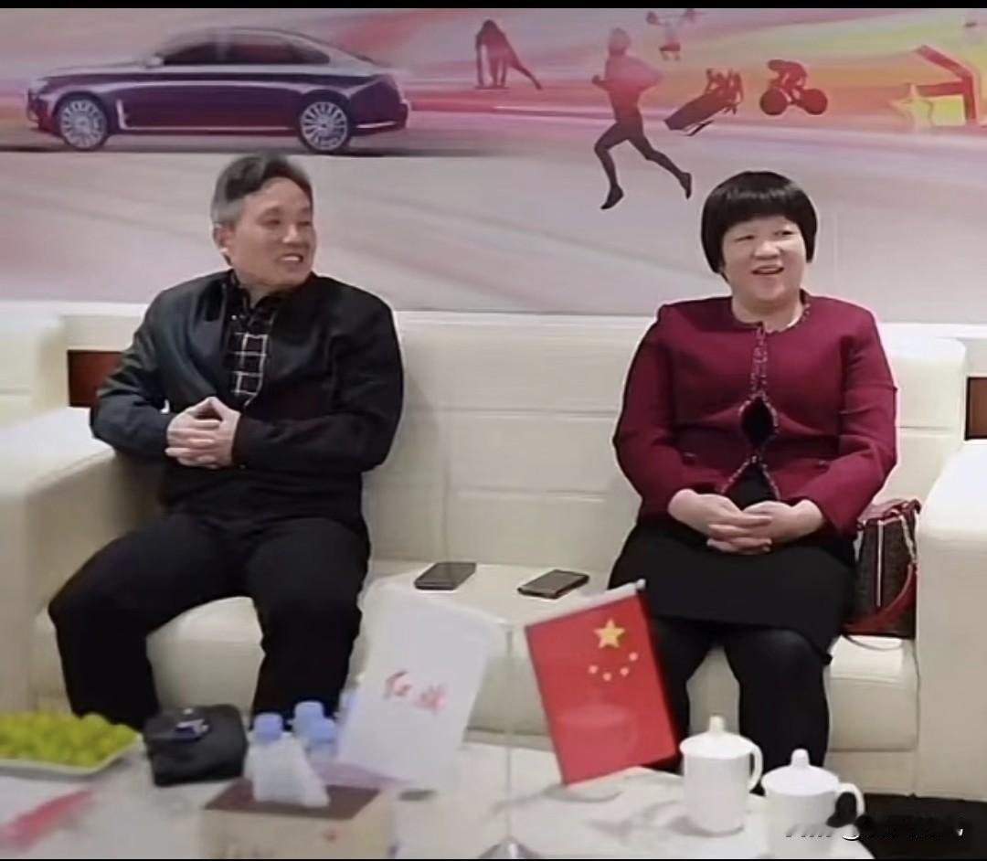 父母能给予孩子的顶级财富，
不一定是金钱与人脉，
更应该是一个“翻不了船”的稳定