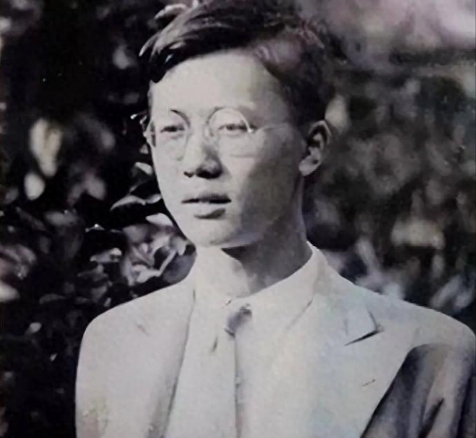 1975年华罗庚亲自写信请愿，毛主席收到后沉默良久，颤抖着批示了二十五字内容！