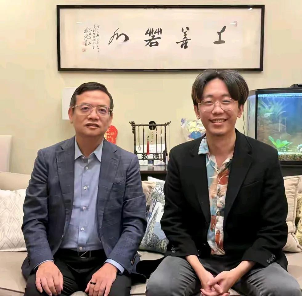 东方港湾但斌飞抵旧金山，好友相聚其乐融融！

投资奇才东方港湾但斌飞抵洛杉矶，好
