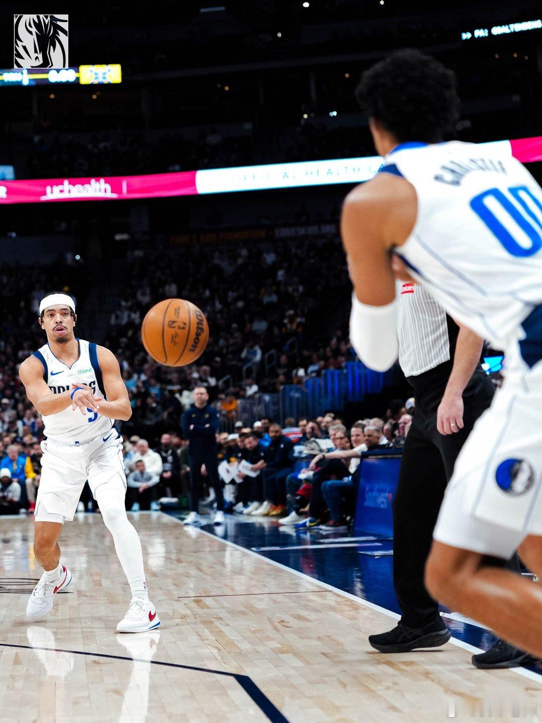 MFFL 内姆哈德成为NBA历史上第三位单场至少得到25分、10助攻、并且0失误