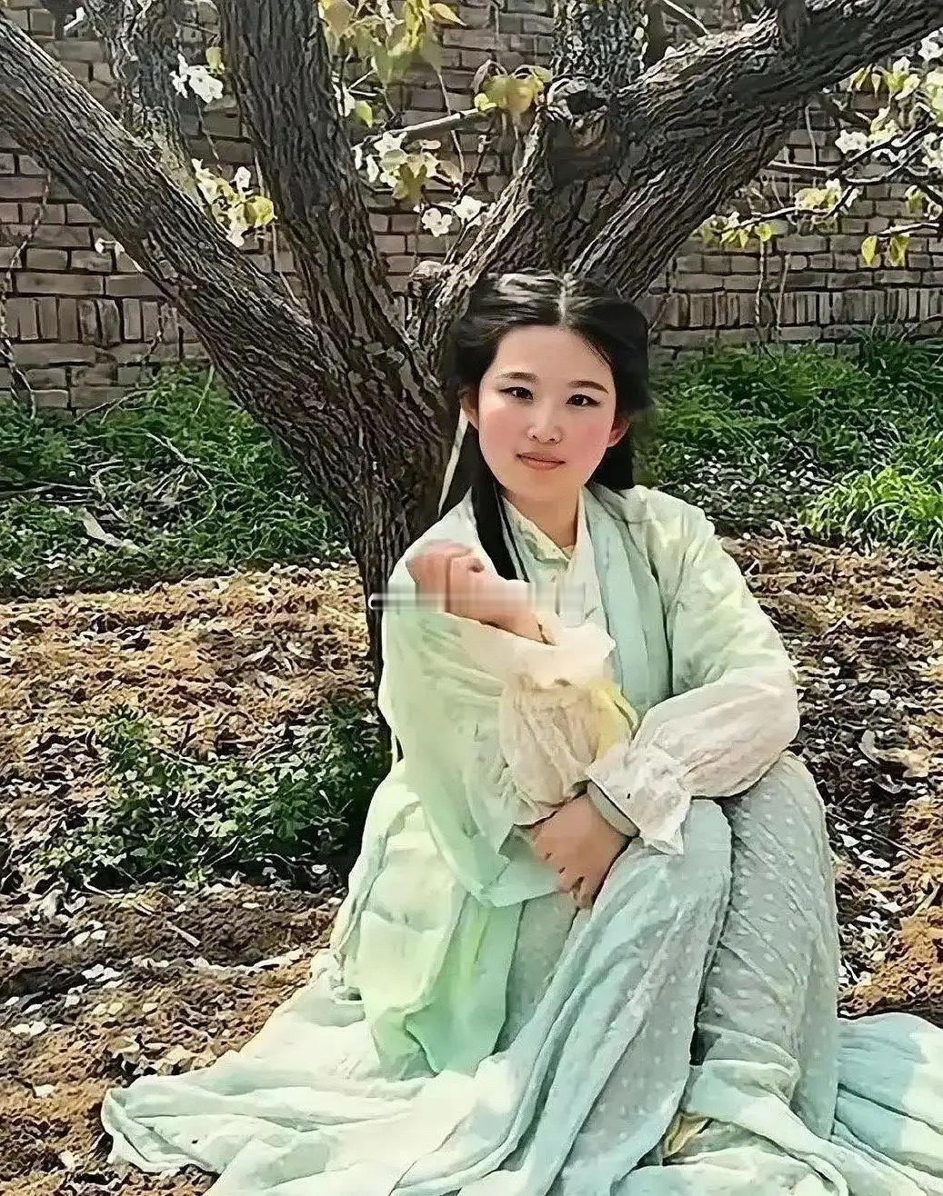 撞脸哪位明星？ 