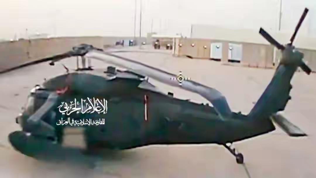 跟俄军一样尴尬：美基地遭伊拉克民兵偷袭，“黑鹰”被无情摧毁