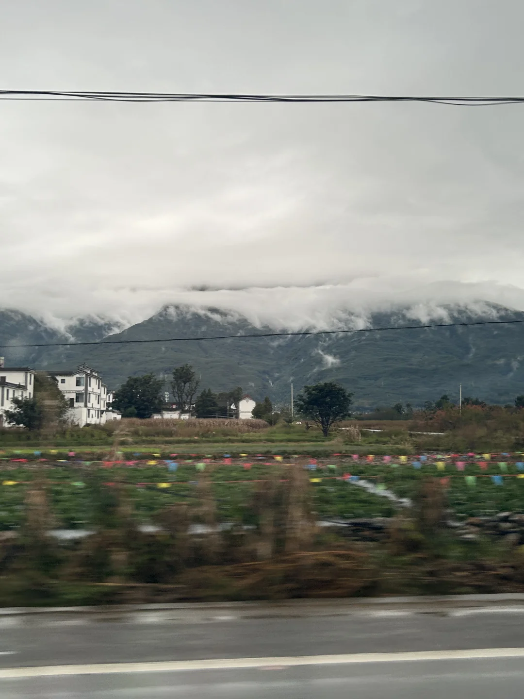 雪山🏔️与公路
