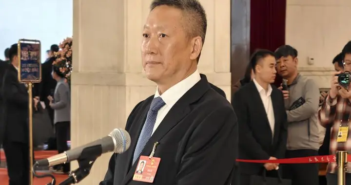 《祖国》记者跑两会丨全国人大代表李长东：以科技创新破局，引领废旧电池回收新征程