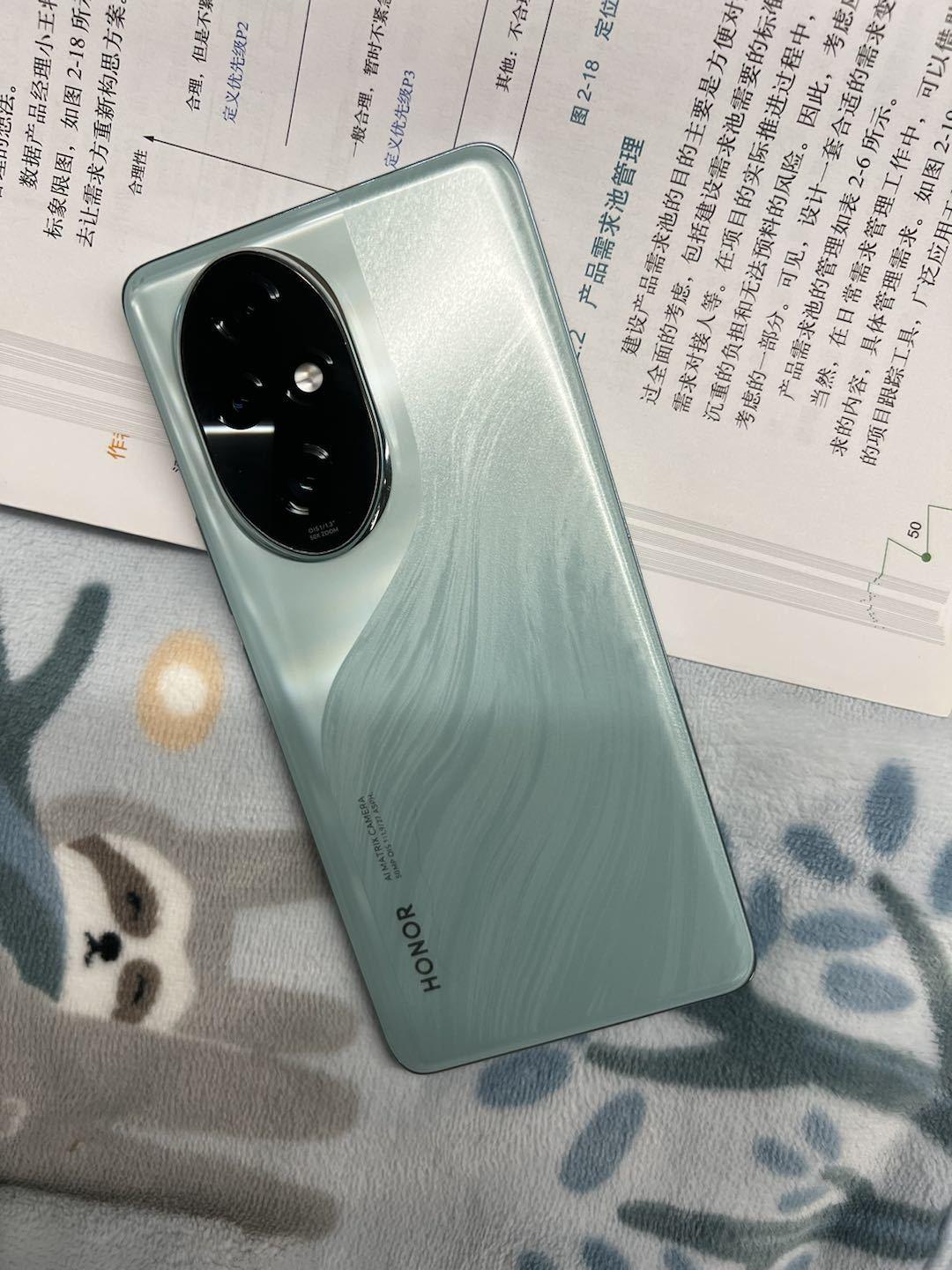 捡到宝了，打算给家人买荣耀200 Pro的可以放心冲了，谁能想到荣耀200 Pr