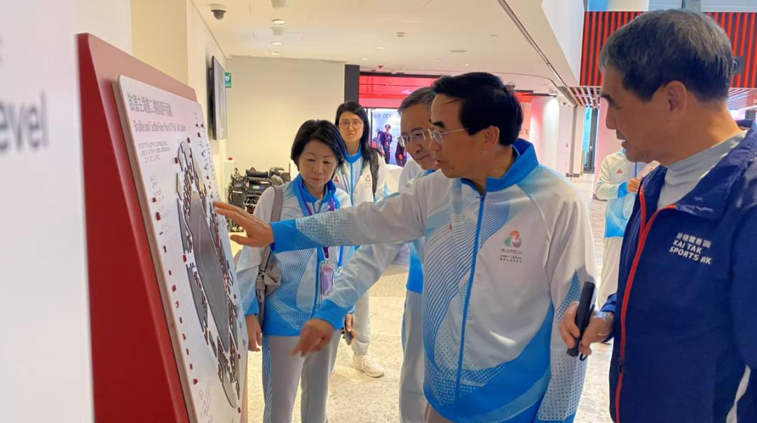 程凯在香港看望慰问残疾人运动员并调研残疾人工作