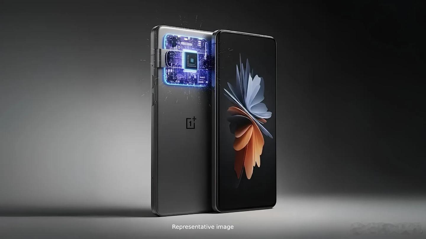 OPPO：我儿一加主动放弃哈苏联名一加：对的，我一加15自愿放弃哈苏给O爸爸。今