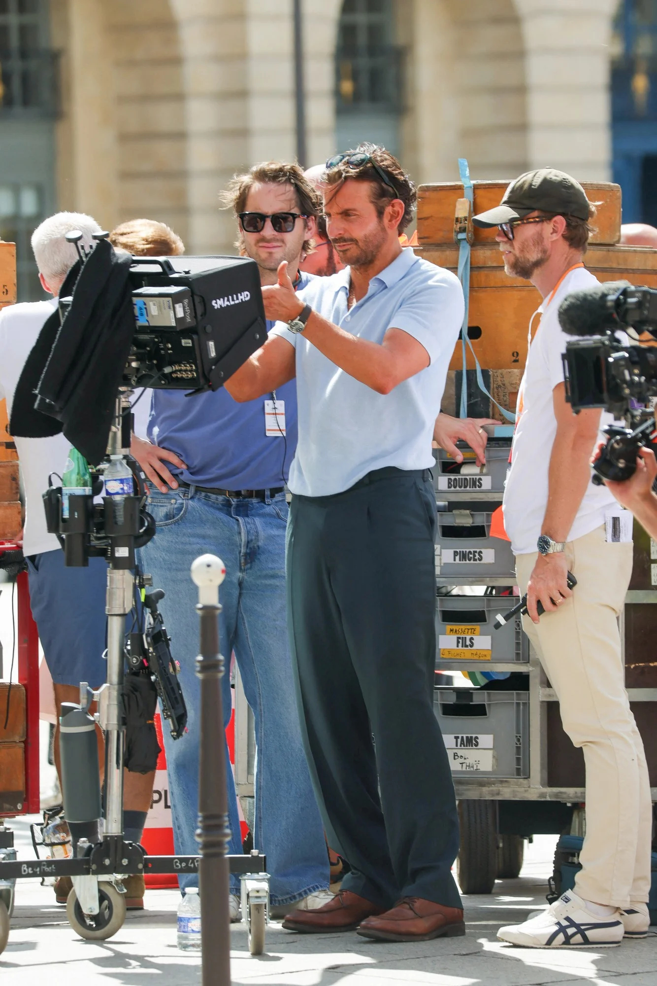 Margot Robbie，Bradley Cooper和Monica Barb