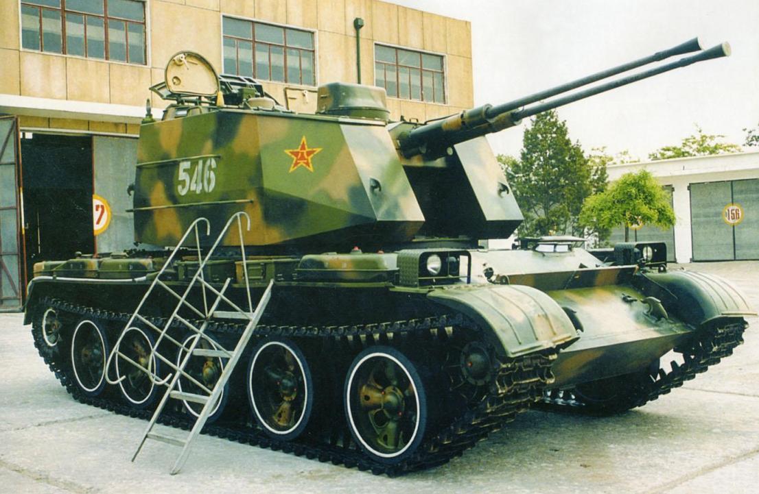 PGZ-88 式双管 37 毫米自行高炮，是中国第一代“三位一体”（火力、机动、