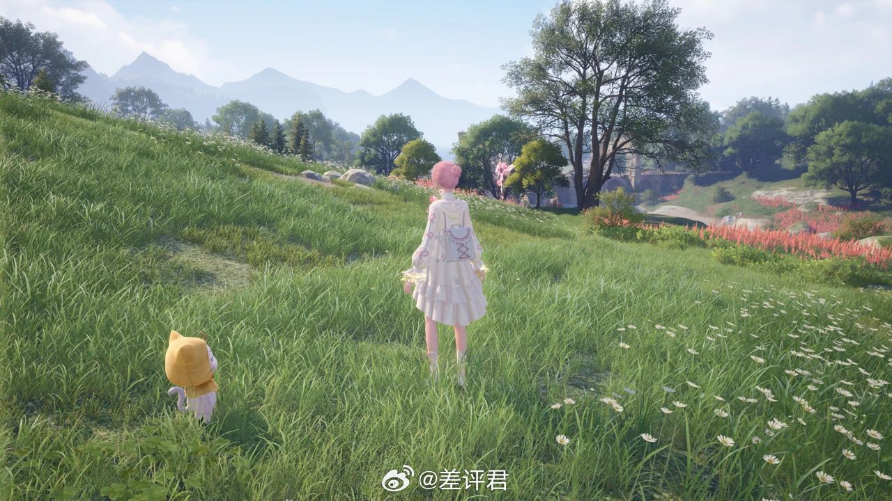 #差评玩游戏# 暖暖，作为一个历经 12 年的 IP，在差评君看来属于是为数不多