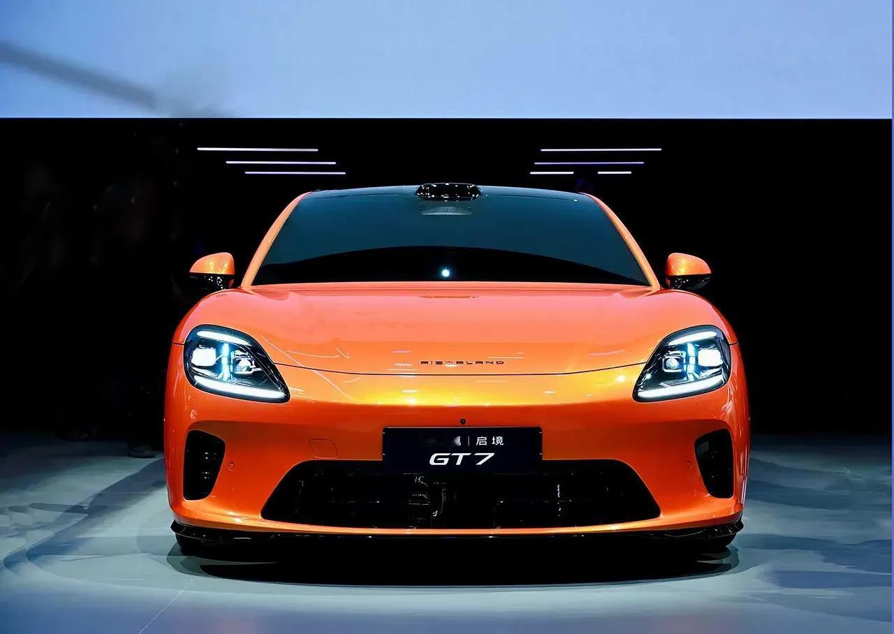 20-33万卷王诞生！
启境GT7正式上市，
全系统一高配标准，
ADS5智驾、