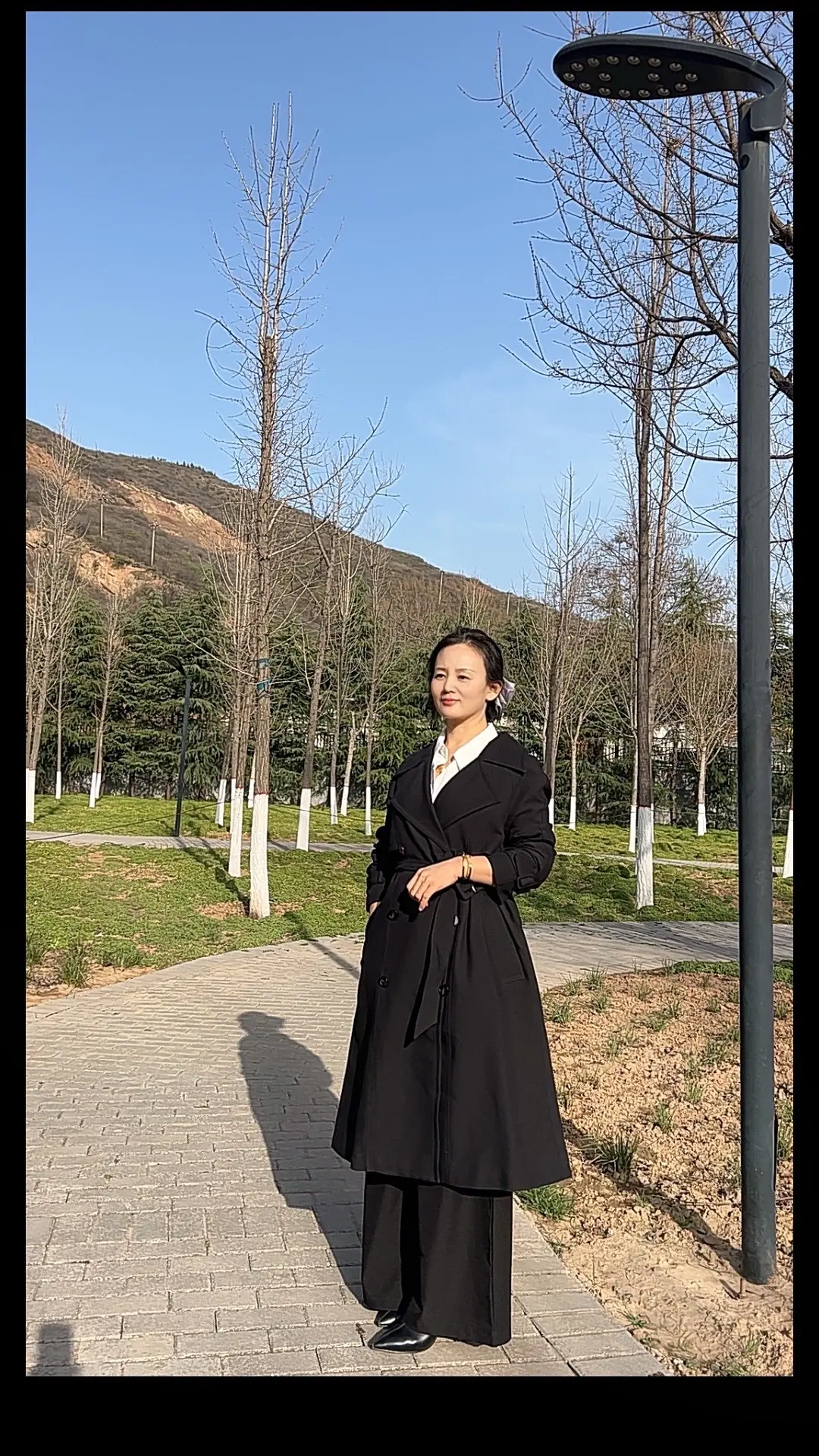 如果出生和婚姻都没能拯救你，那么你命运的最后一张牌到底在谁手里？很多人...