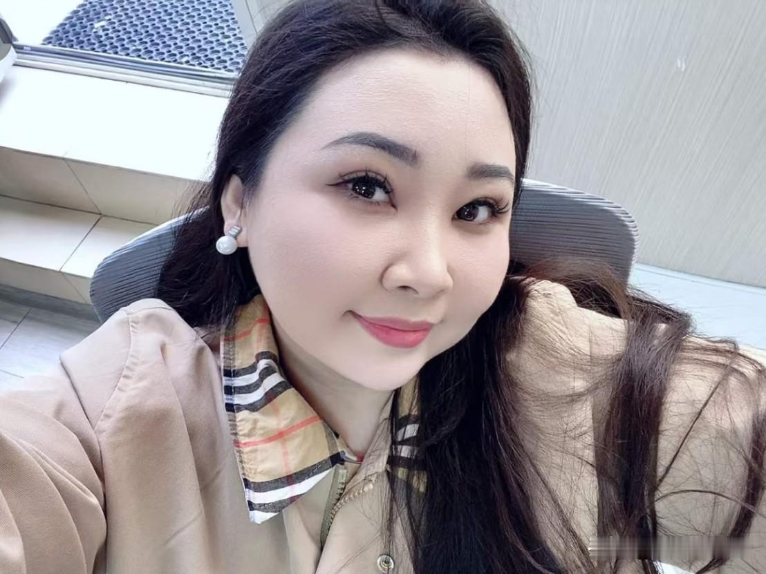 今年我已经30岁了，
我爸说今年过年再领不回对象，
就让我不用再回去了[流泪]，
