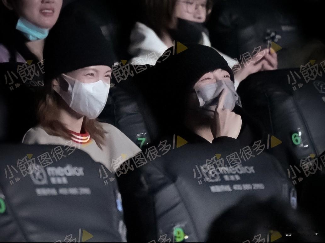 胡夏和金晨会不会成为白敬亭和宋轶的话题接班人呢？
这对情侣不断被拍，但就是不承认