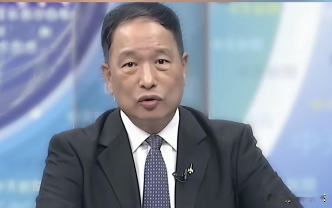 台湾退将张延廷发文表态支持郝龙斌！

张延廷说：“这次国民党主席选举非常热络，人