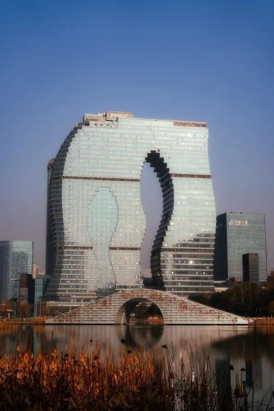 要说中国未来最有希望的城市，还真不好选。普华永道曾对30座城市分析后发布《机遇之