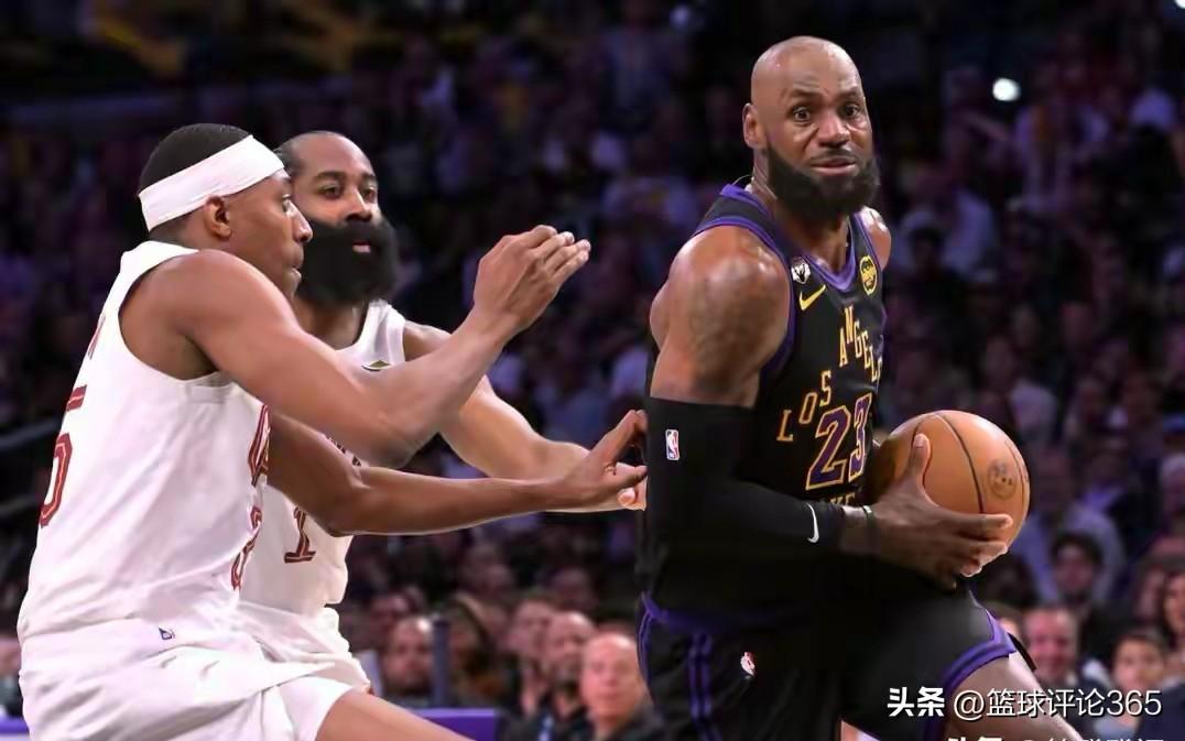 骑士根本打不过湖人，113-127只是表面；如果不是湖人收着打，骑士会输的更难看
